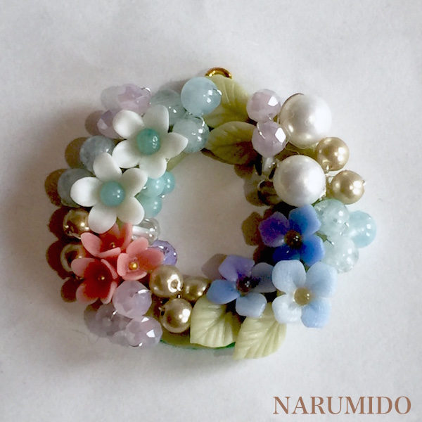 ボンボニエール 紫陽花と小花のリース（ブローチ金具付き） - NARUMIDO